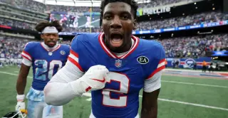 Giants Defeat Cardinals 36-24, Seize NFC East Lead Behind Banks' Final-Play Pick-Six