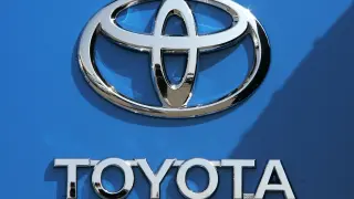 Toyota recalls 508k Camry Hybrids over blank instrument cluster risk