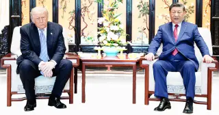 Trump’s Ankles Steal the Scene During China Trip