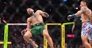 Jose Aldo urges McGregor to cut weight to 155 pounds after knee injury setback