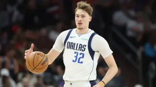 Flagg Confirms Growth to 6'10" for 2026-27 Season