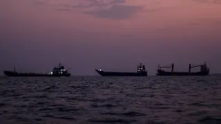 Gulf–Iran talks eye Oman plan to reopen Hormuz without U.S. at the table