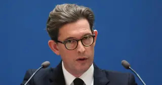 MI5 Chief Warns Iran Escalating to Military Targets Amid AI and Right-Wing Threats
