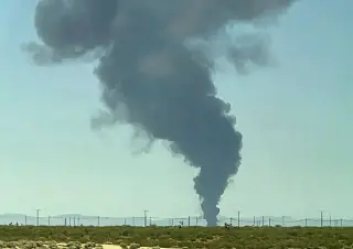 Eight Die After US Air Force B-52 Crashes During Test Flight at Edwards AFB