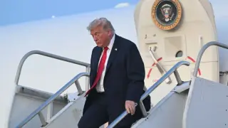Court blocks Trump's six-figure H-1B filing fee