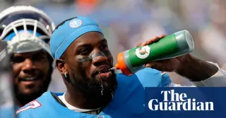 Scorching 157-Degree Turf Sparks Melting Cleats as Eagles-Titans Heat Battle Unfolds