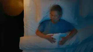 Micro-Wakeups at Night Linked to Higher Alzheimer's Risk in Older Adults