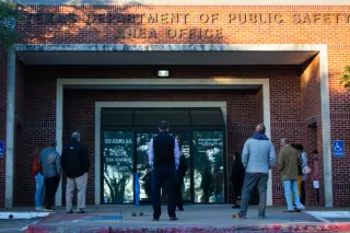 Texas DPS Glitch Delays Thousands of Voter Registrations Ahead of Midterms