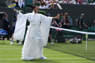 Osaka stuns Wimbledon crowd in Kill Bill-inspired kimono