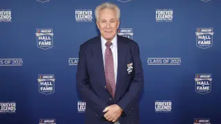 NASCAR Legend Darrell Waltrip Steps Back From Public Life After FTD Diagnosis