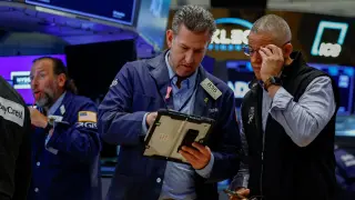 Investor sentiment surges to extreme bullishness as rate hikes and AI spending fade from concern