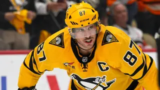 Penguins’ veteran trio fuels comeback bid to force Game 6 vs Flyers