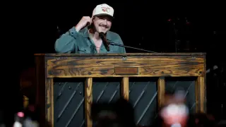 Morgan Wallen Flips Piano During Denver Encore