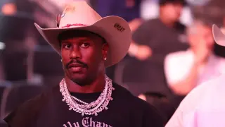 Cowboys land Von Miller in a hometown dream within a dream
