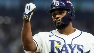 Yankees Face Elimination After Rays Exploit Defensive Chaos in ALDS Game 2