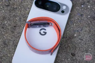 FCC Listing Hints at a Screen-Equipped Google/Fitbit Wearable