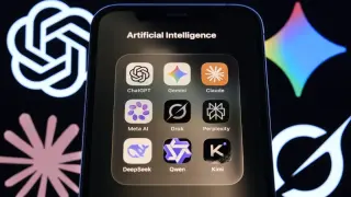 Widespread AI Outage Hits ChatGPT, Claude, Gemini; Grok and Others Falter