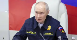 Fuel Shortages Roil Russia as Ukraine Drones Target Refineries