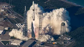 New Glenn setback upends Artemis timelines and US space capacity