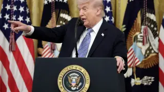 White House weighs federal oversight for new AI models with industry leaders