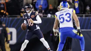 Barrett pushes Williams toward cleaner early-game execution