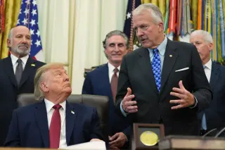Trump Unveils $54B Alaska LNG Deal Amid Midterm Push and Korean Skepticism