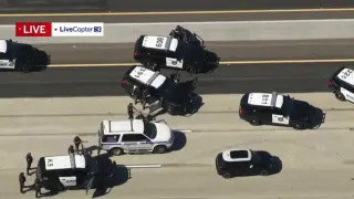 Standoff shuts Highway 50 in Sacramento amid Howe Avenue shooting probe