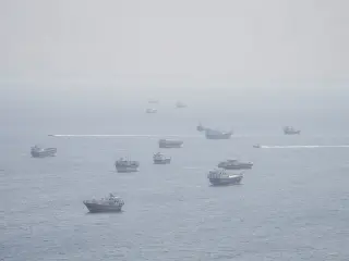 Hormuz Strait Under Scrutiny: US Claims Open Traffic vs Independent Data