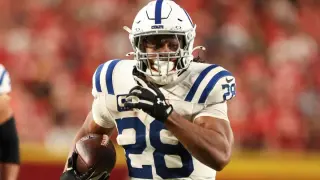 NFL Trade Deadline Watch: Five Star Players Who Could Change Teams by Nov. 10