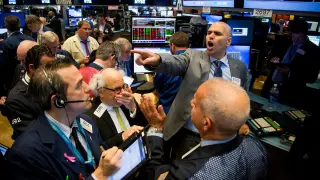 Treasury yields ease as traders eye 30-year near-1999 highs