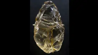Ancient Neanderthals Crafted Crystal Scrapers, Revealing an Eye for Beauty