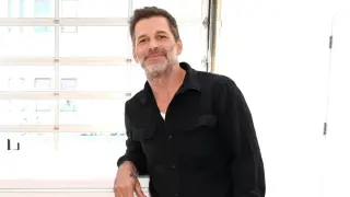 Zack Snyder Pushes Back on Fascist Claims as The Last Photograph Debuts at TIFF