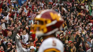 Commanders Overtime Tie Sparks Debate Over Clock Management and Coaching Accountability