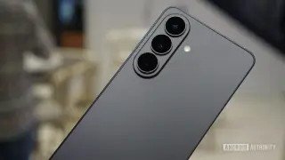 Galaxy S27 Base Sticks to Familiar Design as Ultra Debuts a New Look