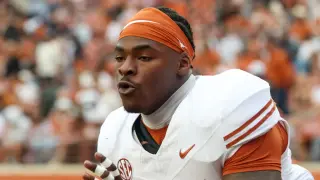 Texas Star Simmons' Urination Miming Costs Team Field Position in SEC Win