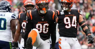 49ers bolster edge rush with Cam Sample as draft nears