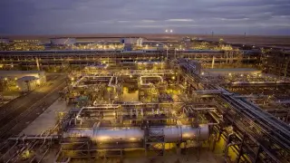 Physical Oil Market Surges Past $120 as Futures Lag Behind Tightening Supply