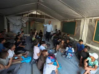 Gaza’s 541,000 students return to makeshift classrooms amid supply shortages and curriculum debates