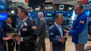 Chip Selloff and Bank Penalties Weigh on Markets Ahead of CPI Data