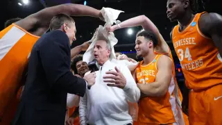 Volunteers land Juke Harris, push for a Final Four with a record roster
