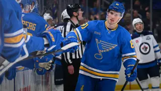 Blues lock Holloway to five-year, $38.75M extension