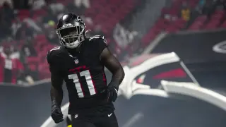 Falcons Await Update on Jalon Walker After Training-Camp Injury