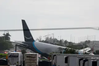 Five killed, five injured after Amazon cargo plane overruns Miami runway