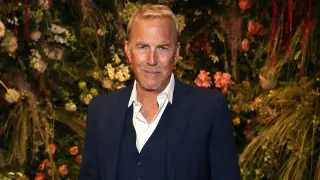 Costner fuels dating chatter after Santa Barbara grocery run with lifestyle coach