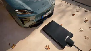 Porsche Cayenne Electric Now Supports 11 kW Wireless Charging in Europe
