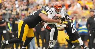 Bengals lose 30-27 to Steelers after late fumble dispute and special teams errors