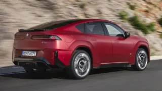 BMW Launches Electric iX4 Coupe-SUV with 603 HP M60 Variant