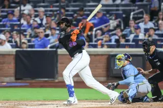Padres Make Waiver Bid for Luis Robert Jr., Orioles Win Priority