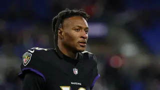 Hopkins moves from NFL field to Georgia Tech coaching staff