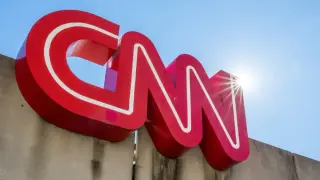 Paramount Weighs Independent Panel to Govern CNN in Warner Pact